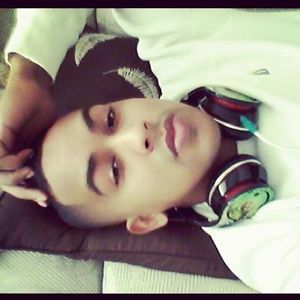 Meet your Posher, Tauan